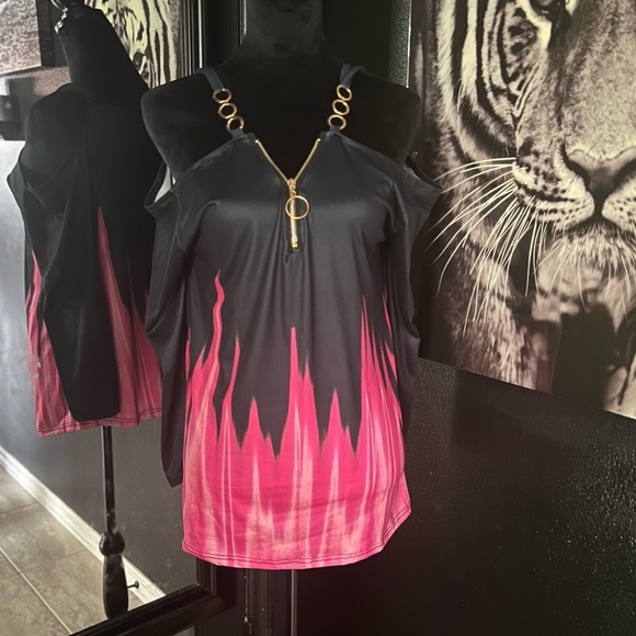 🔥3 for $25🔥 NWOT never worn Black and Hot pink off the shoulder blouse SZ S - Picture 4 of 6